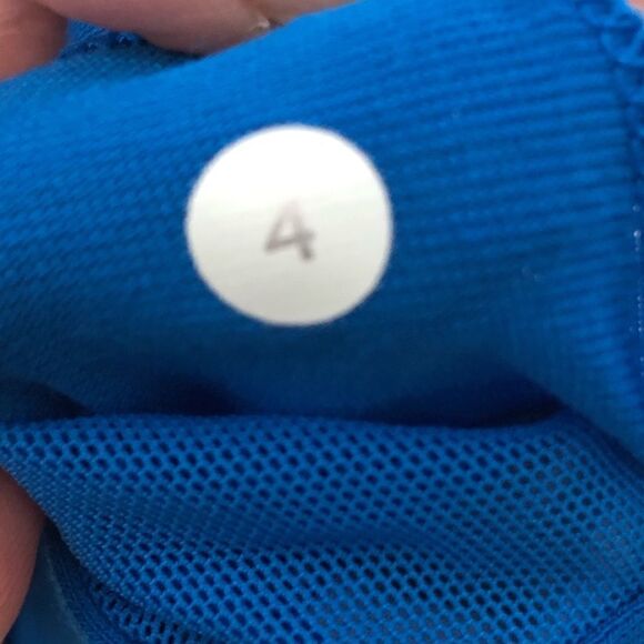 LuluLemon No Limits Tank - Women’s 4 - Picture 8 of 8